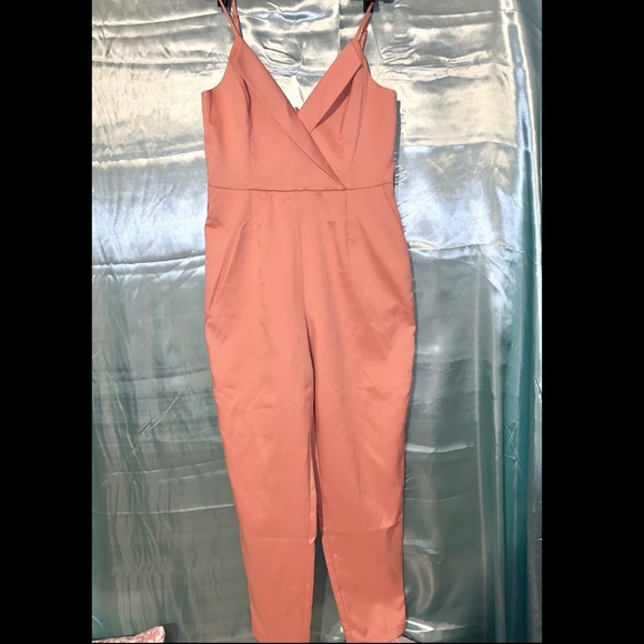 Peach🍑 Adjustable Strap•Jumpsuit✨New & Never Worn - Picture 4 of 5
